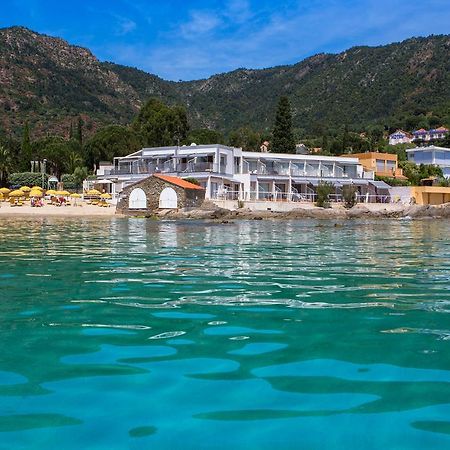 Roc Hotel - Hotel 4 Etoiles Les Pieds Dans L'Eau Le Lavandou Dış mekan fotoğraf
