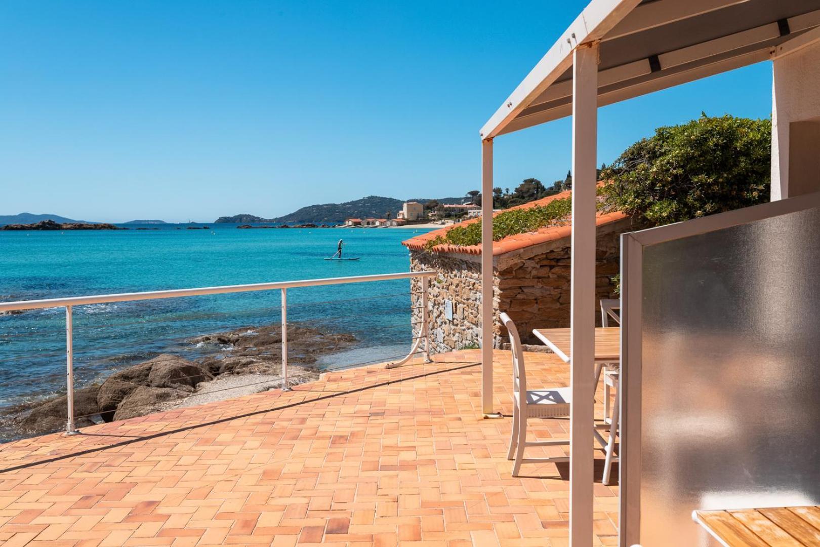 Roc Hotel - Hotel 4 Etoiles Les Pieds Dans L'Eau Le Lavandou Dış mekan fotoğraf